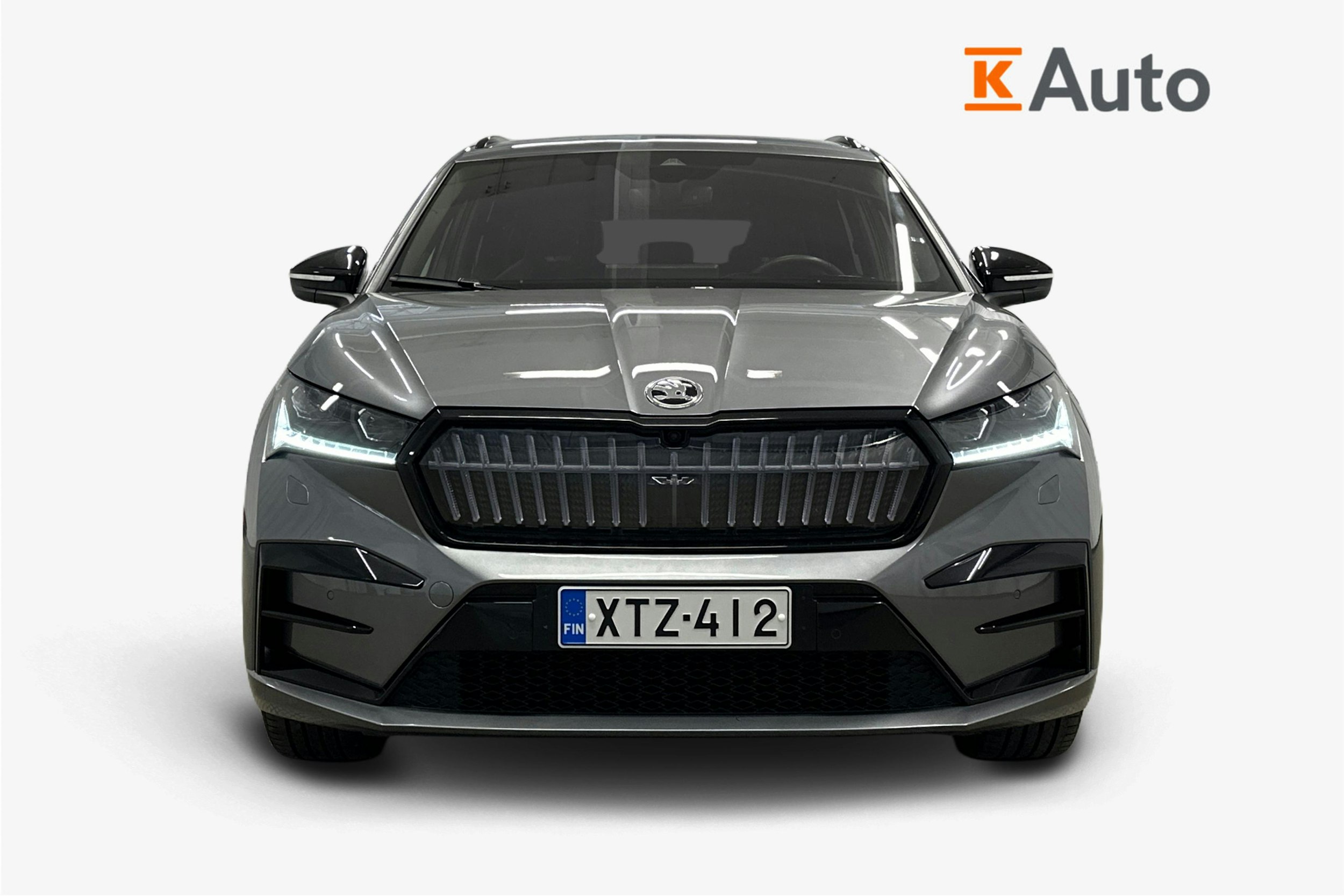 harmaa Skoda Enyaq 2023 kuva 5.