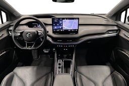 harmaa Skoda Enyaq 2023 kuva 8.