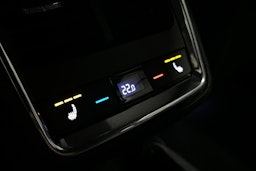 harmaa Skoda Enyaq 2023 kuva 28.