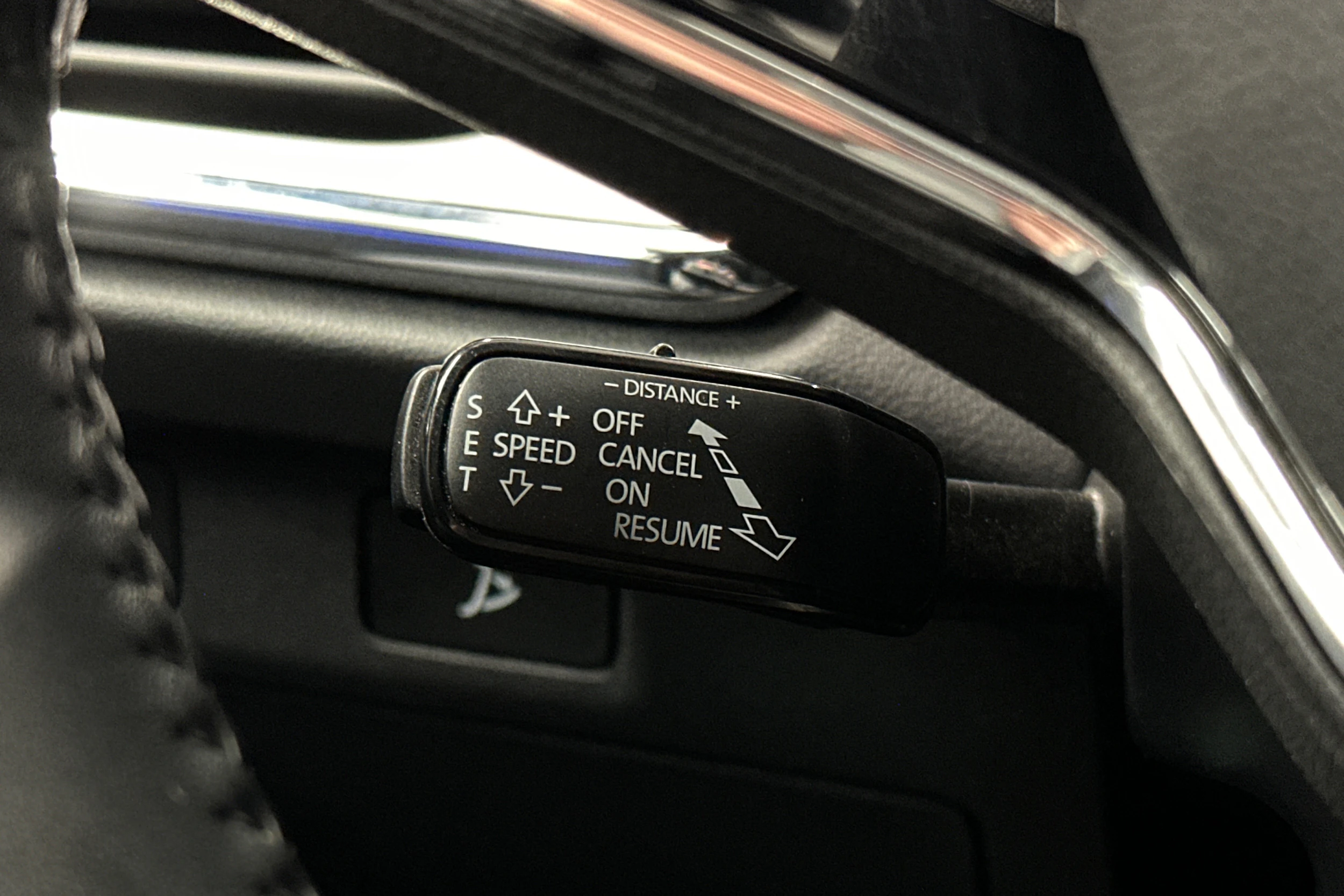 harmaa Skoda Enyaq kuva 19.