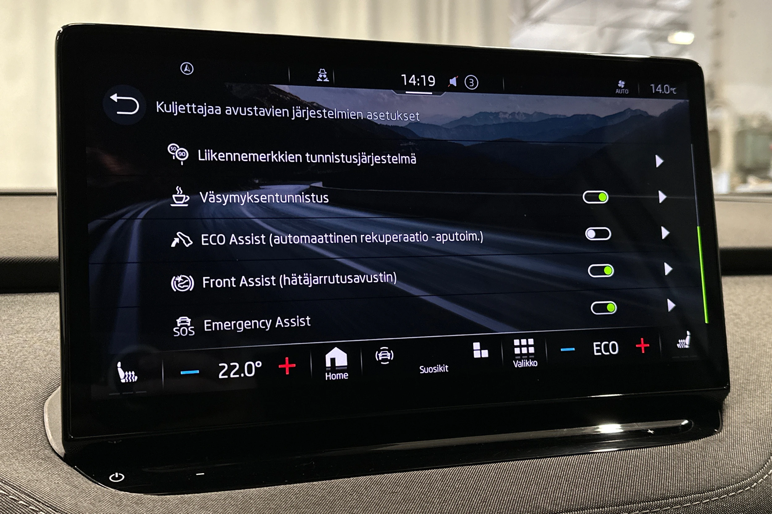 harmaa Skoda Enyaq kuva 24.