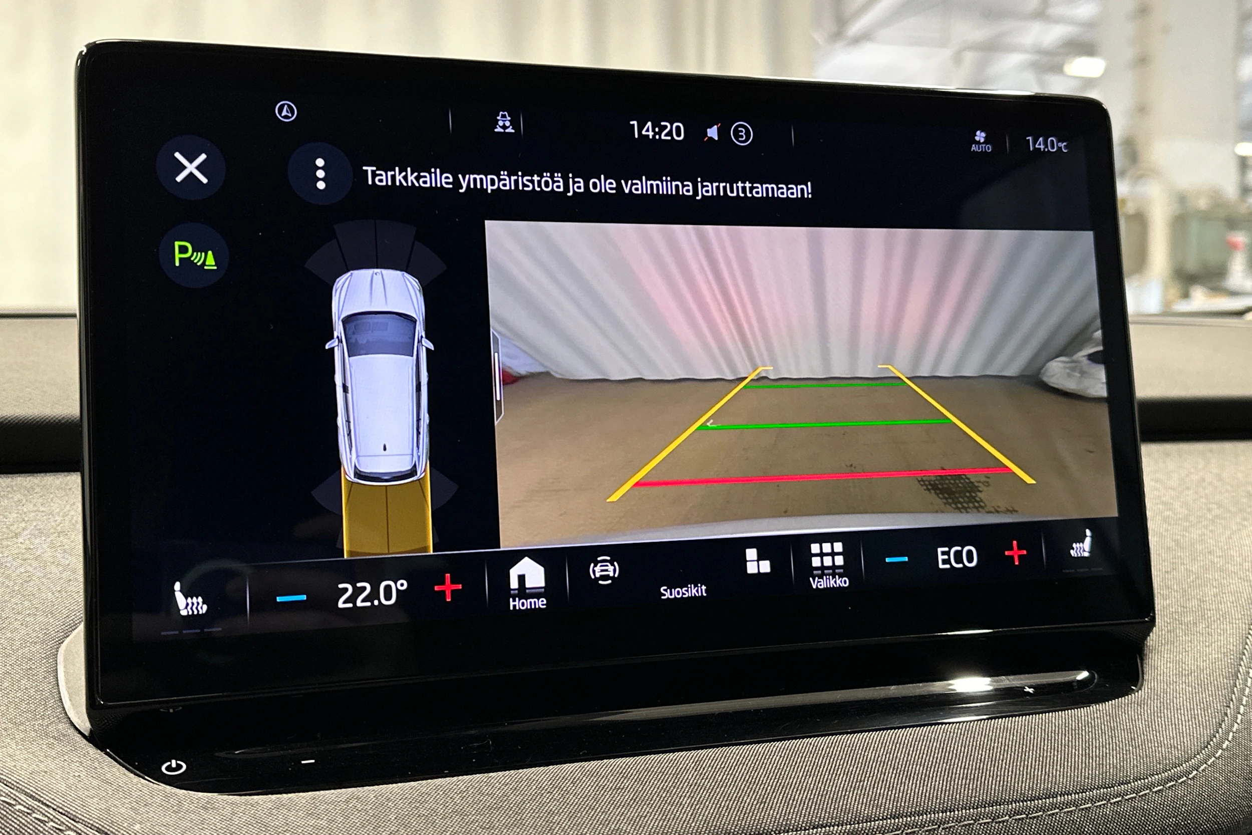 harmaa Skoda Enyaq kuva 27.