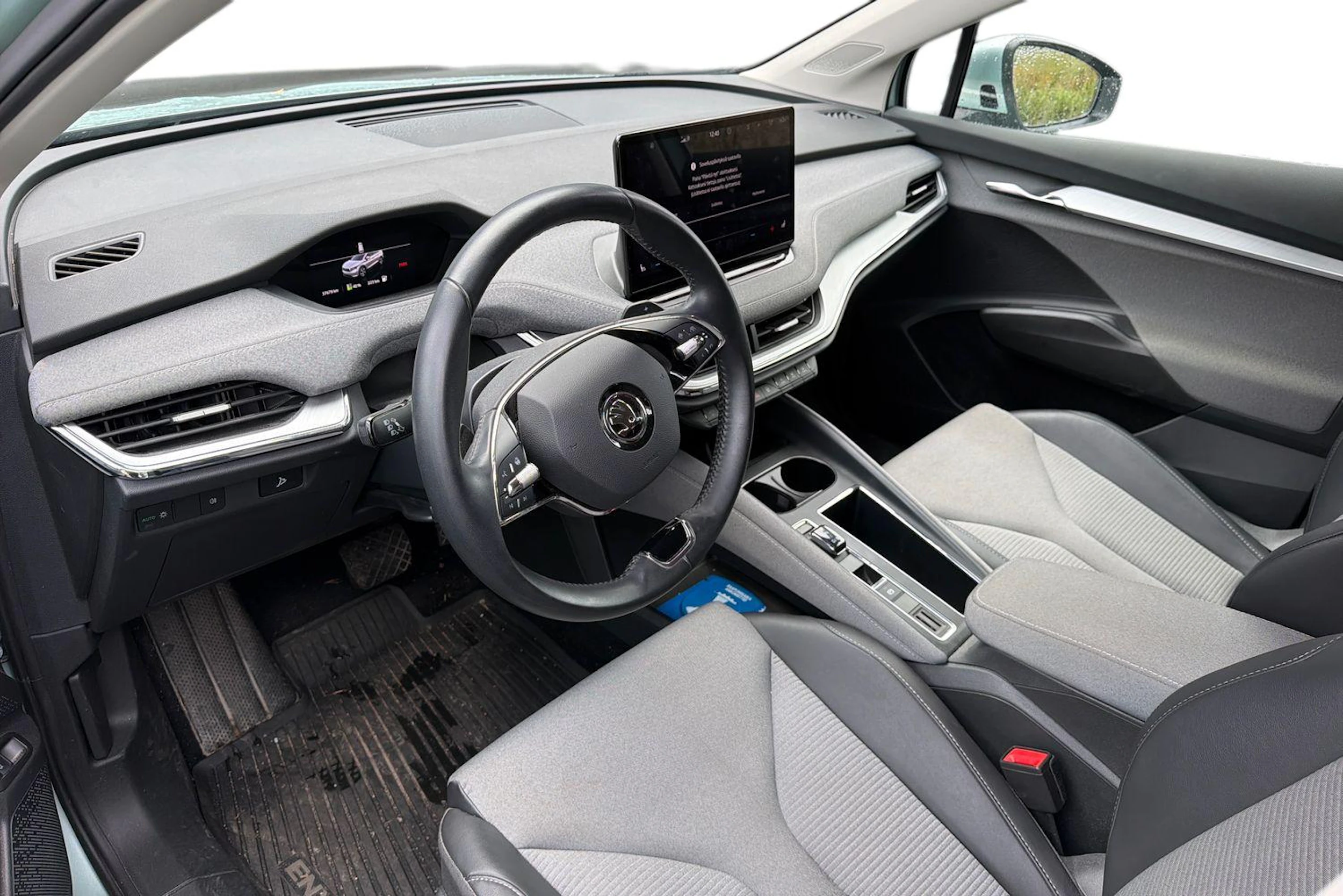 vihreä Skoda Enyaq 2023 kuva 3.