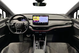 harmaa Skoda Enyaq 2023 kuva 7.