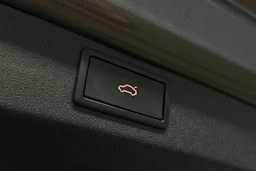 harmaa Skoda Enyaq 2023 kuva 12.