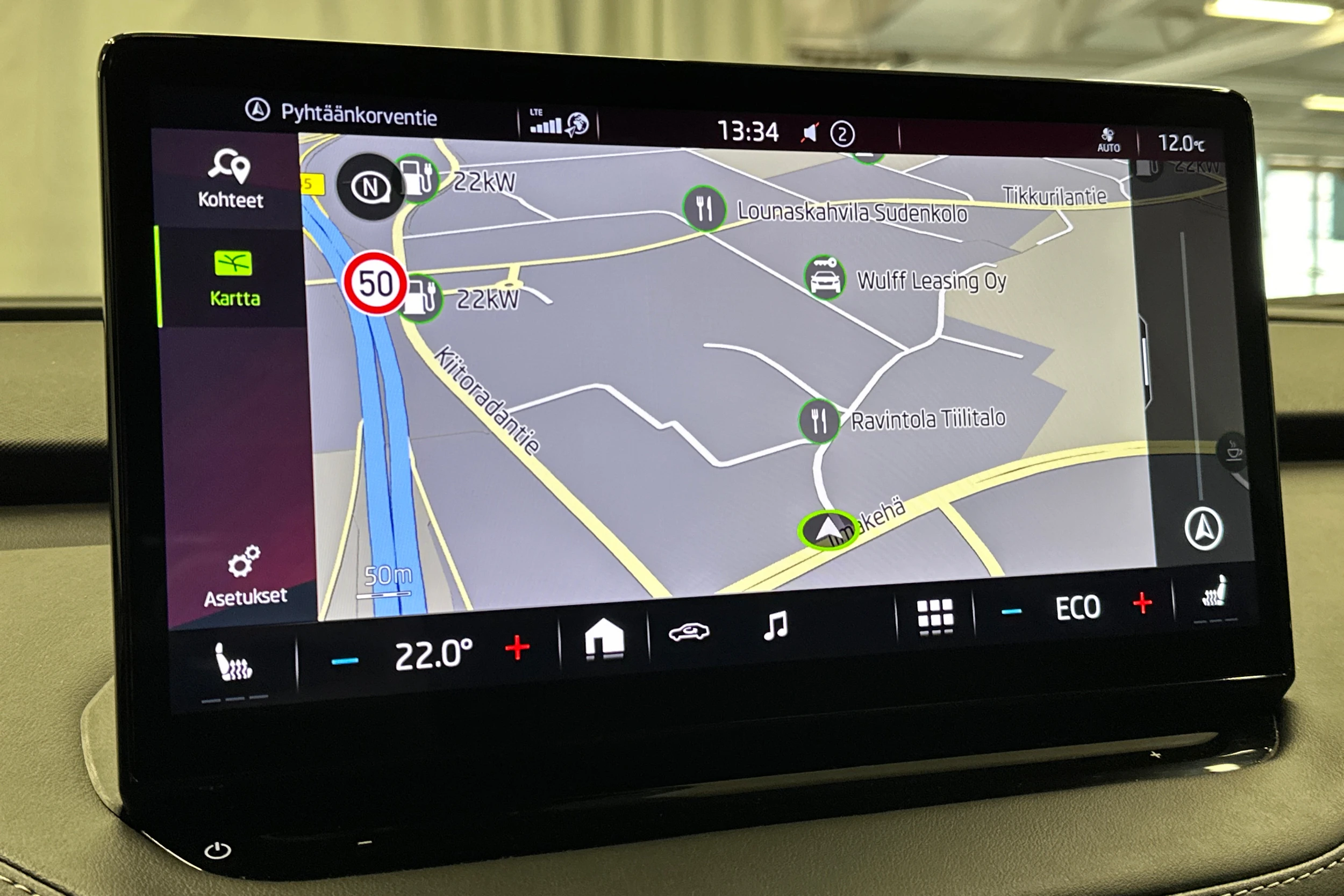 harmaa Skoda Enyaq 2023 kuva 21.