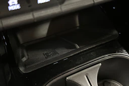 harmaa Skoda Enyaq 2023 kuva 29.