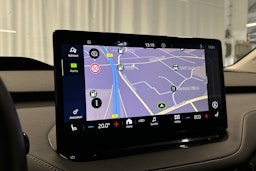 sininen Skoda Enyaq 2023 kuva 15.