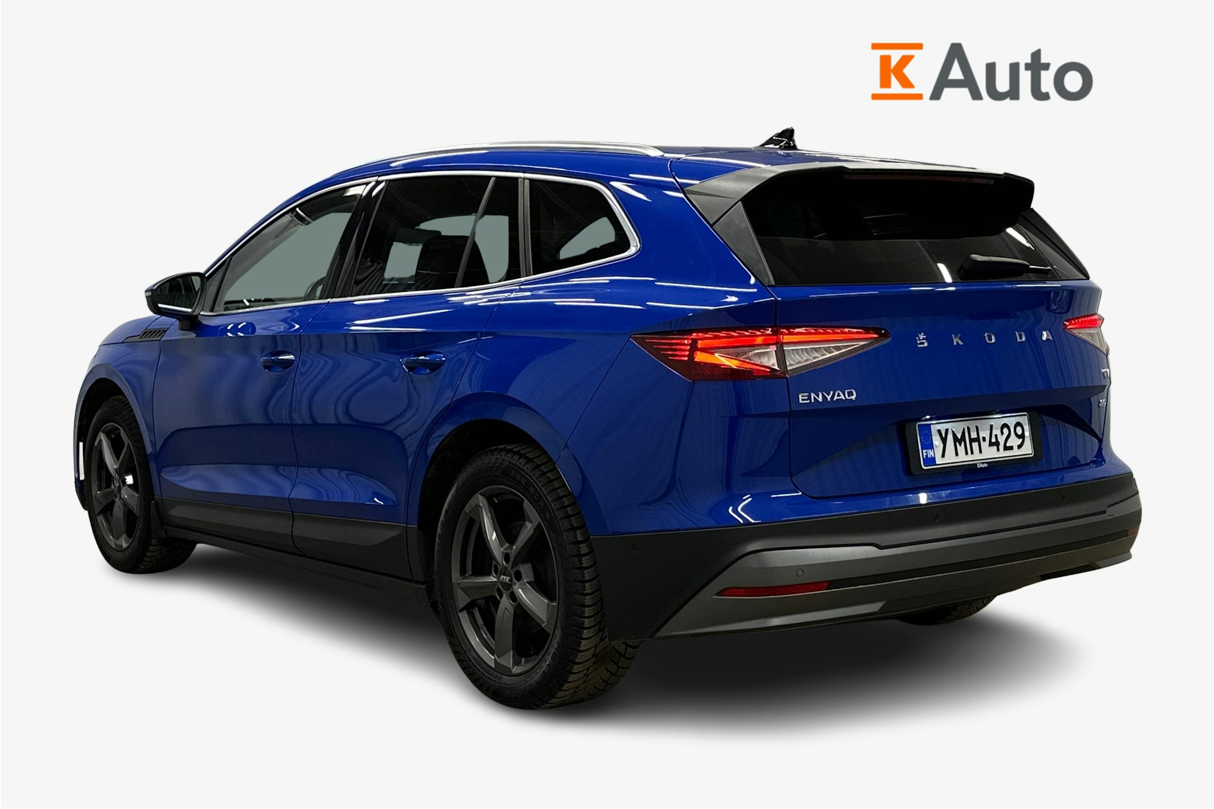 sininen Skoda Enyaq 2023 kuva 2.