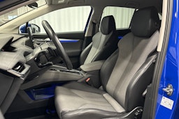 sininen Skoda Enyaq 2023 kuva 13.