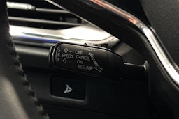 sininen Skoda Enyaq 2023 kuva 17.