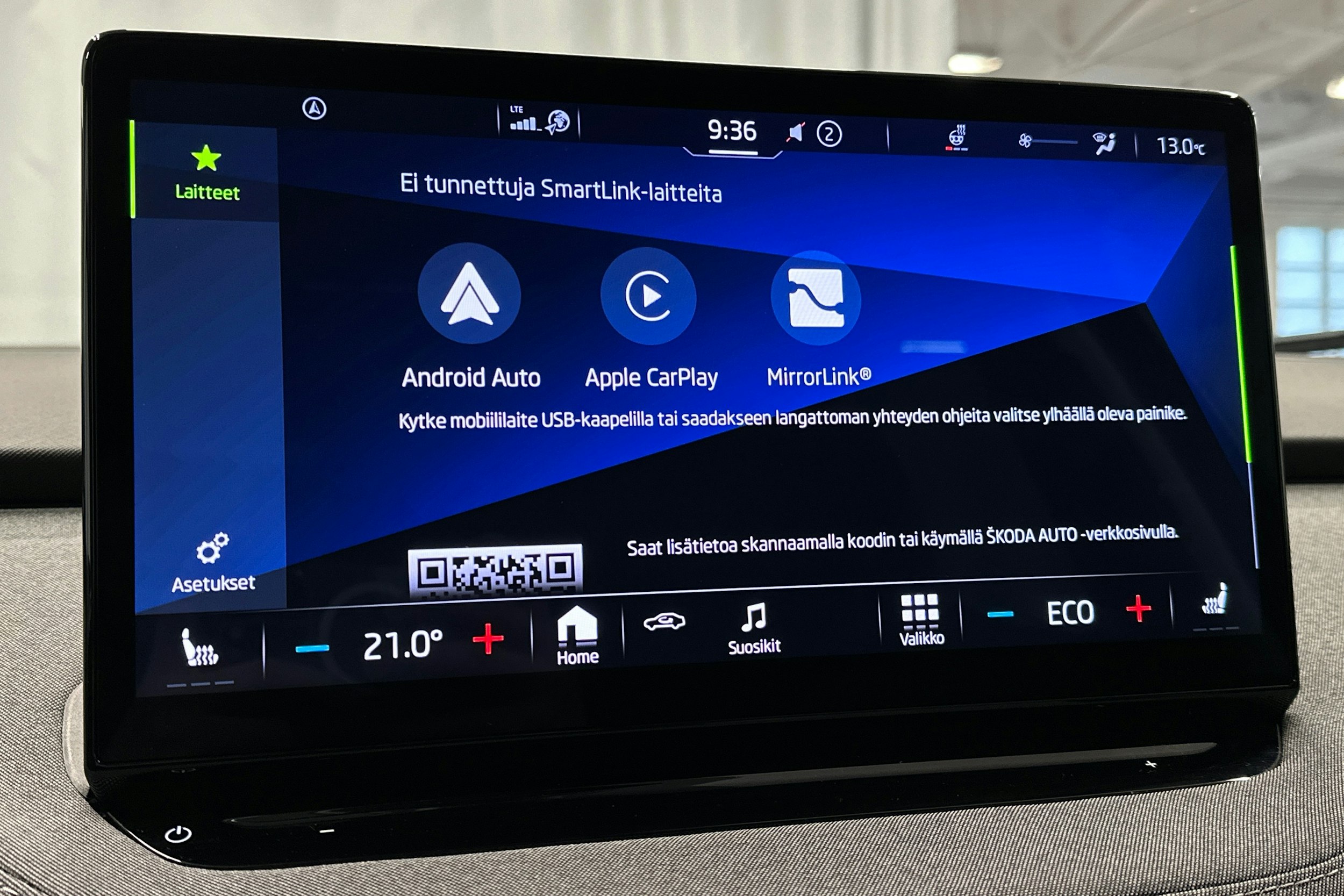 sininen Skoda Enyaq 2023 kuva 22.