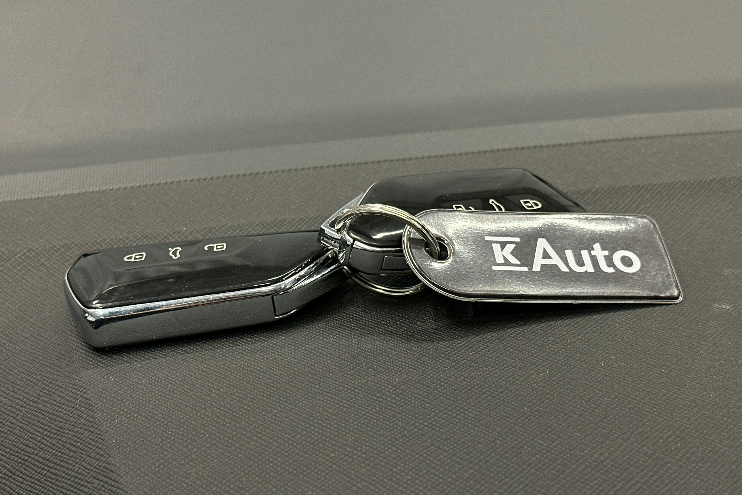 sininen Skoda Enyaq 2023 kuva 29.