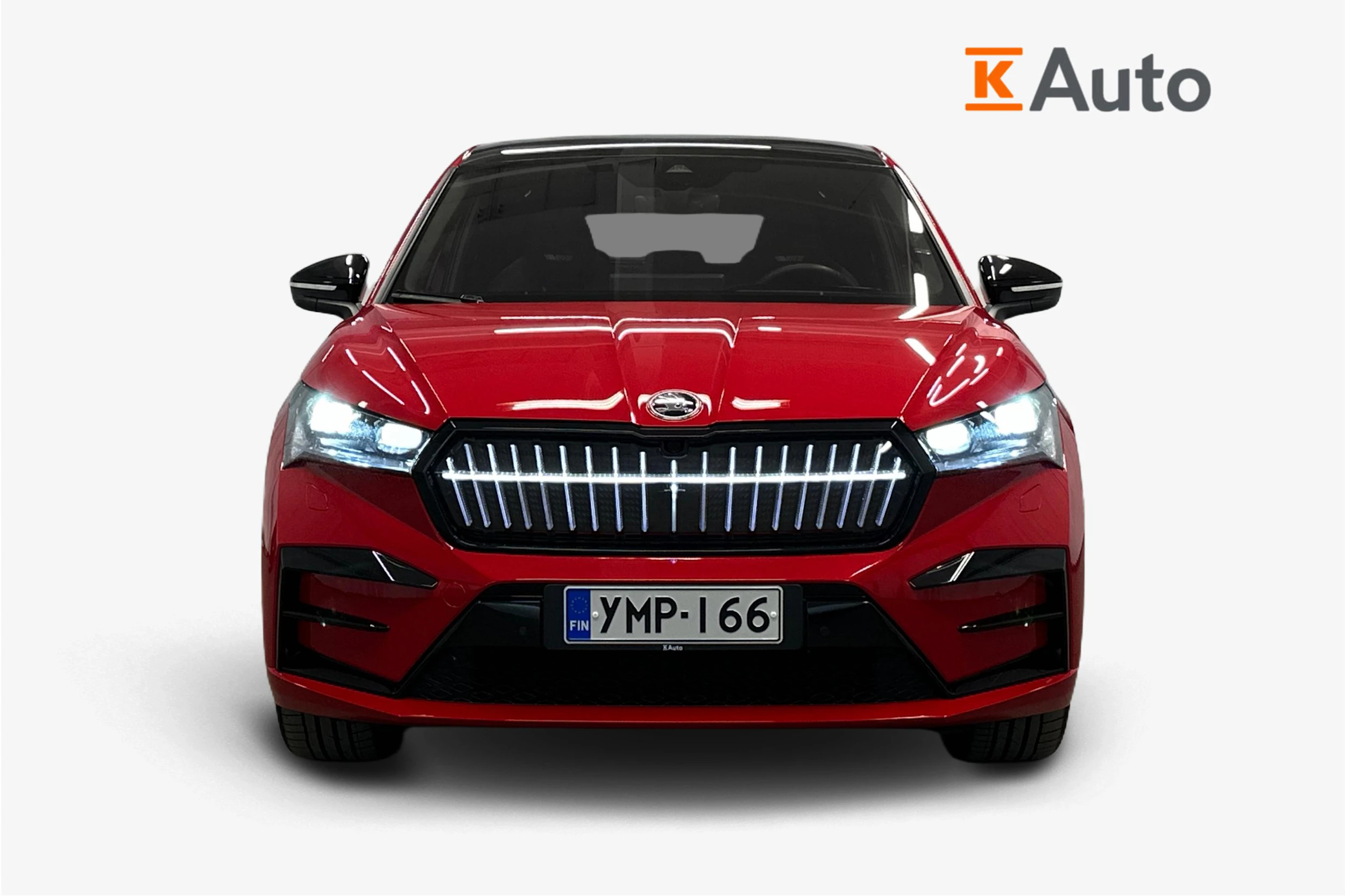 punainen Skoda Enyaq 2023 kuva 5.
