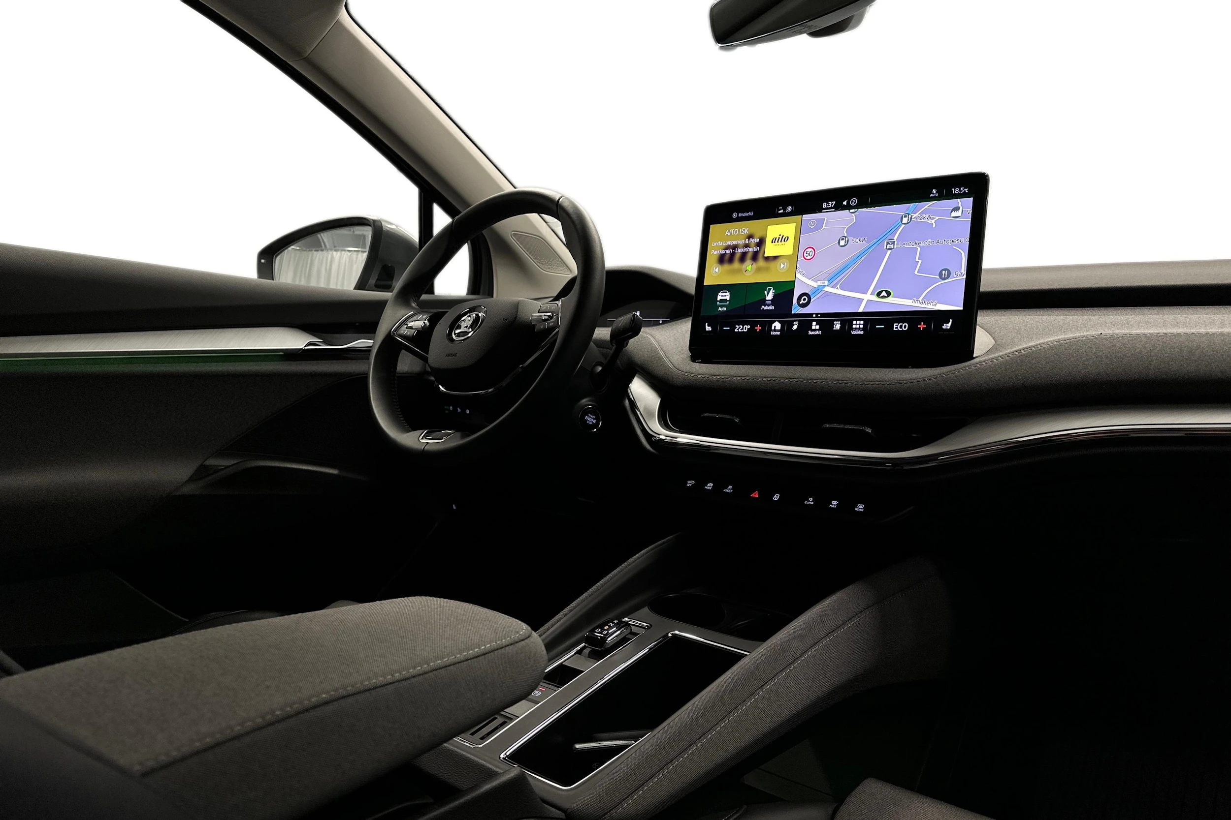harmaa Skoda Enyaq 2023 kuva 9.