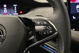 vihreä Skoda Enyaq 2023 kuva 20.