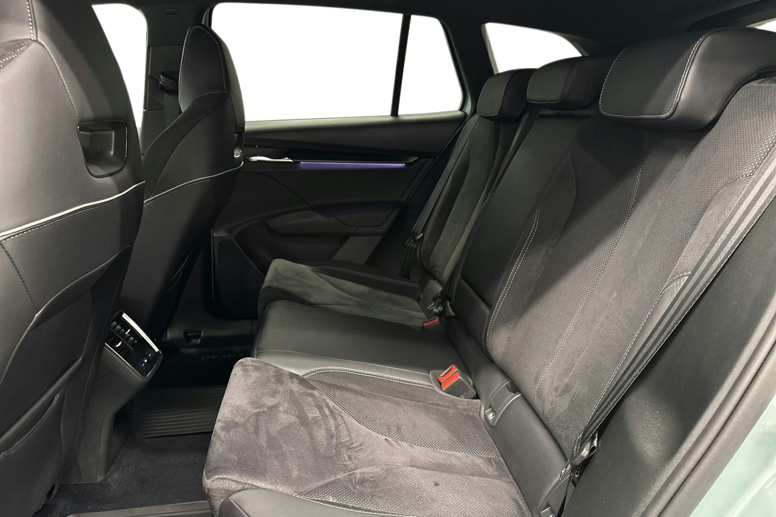 hopea Skoda Enyaq 2023 kuva 10.