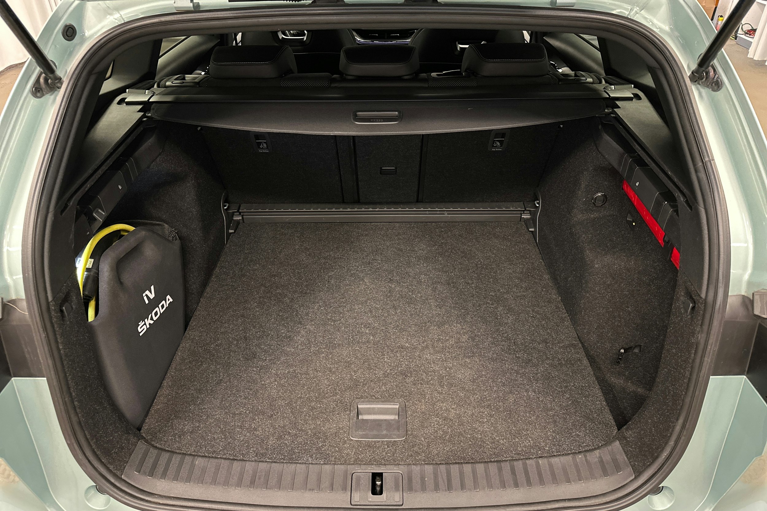 hopea Skoda Enyaq 2023 kuva 14.