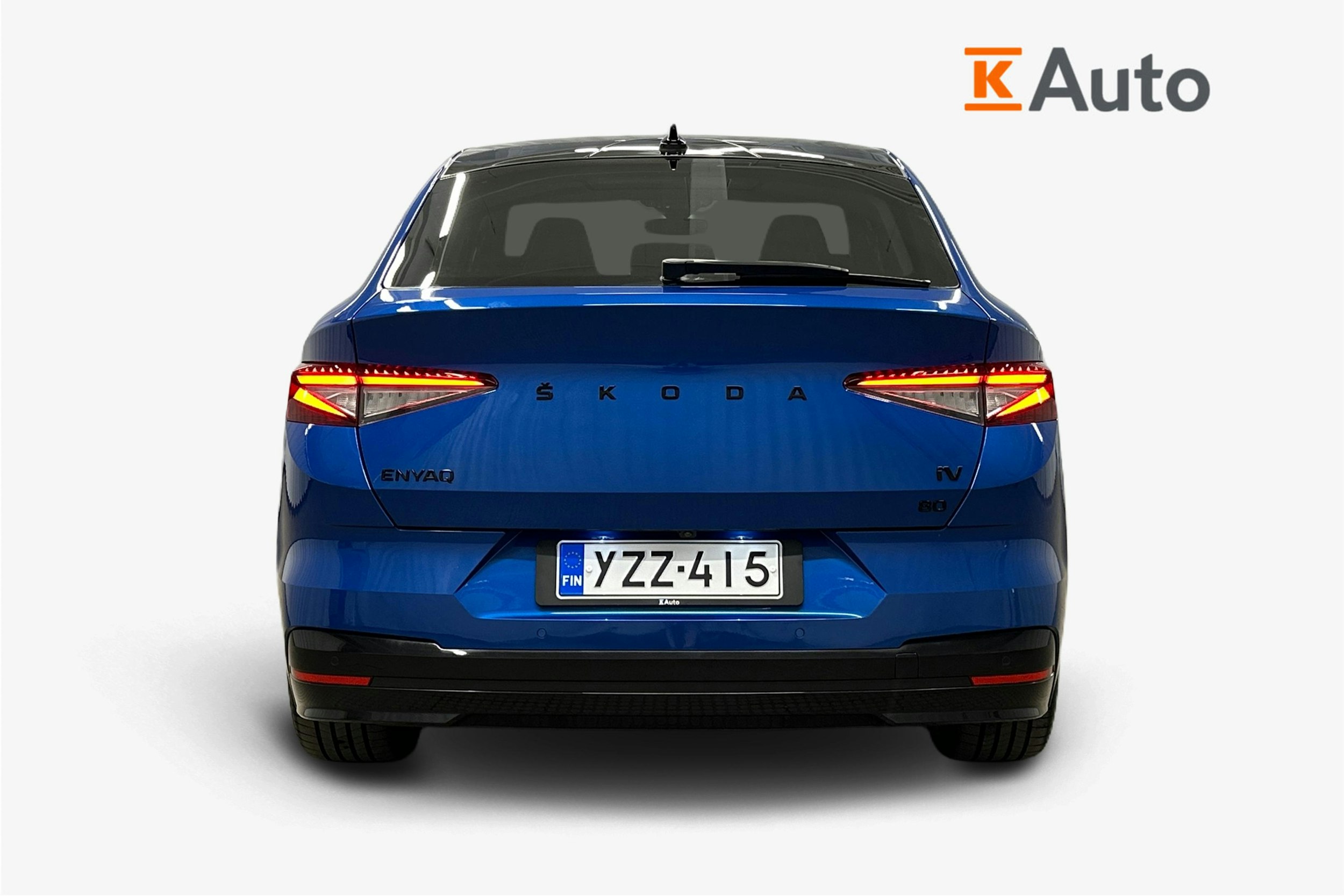 sininen Skoda Enyaq 2023 kuva 3.
