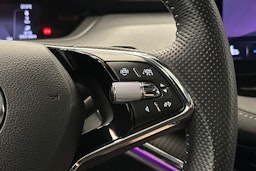 sininen Skoda Enyaq 2023 kuva 19.