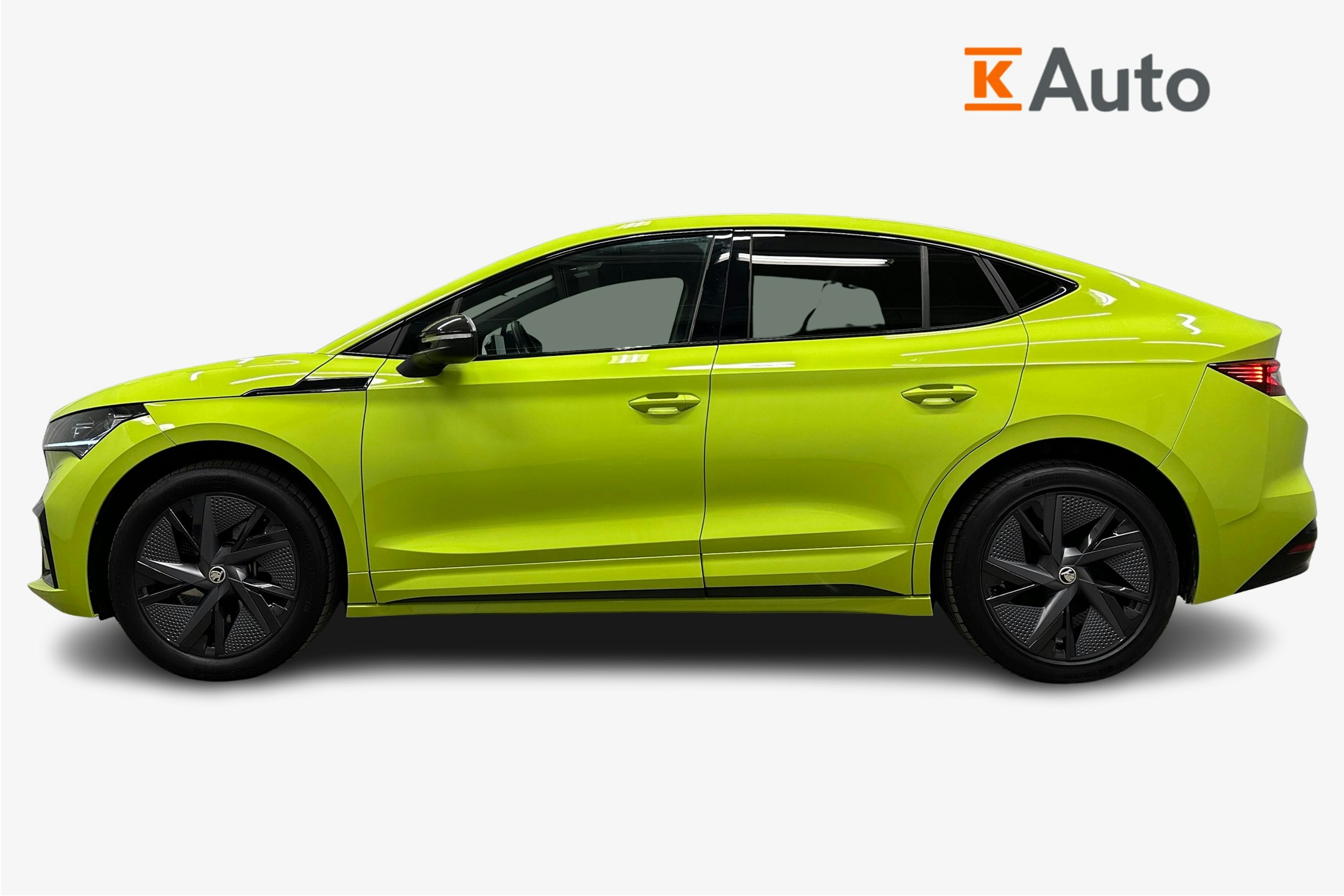 vihreä Skoda Enyaq 2023 kuva 6.