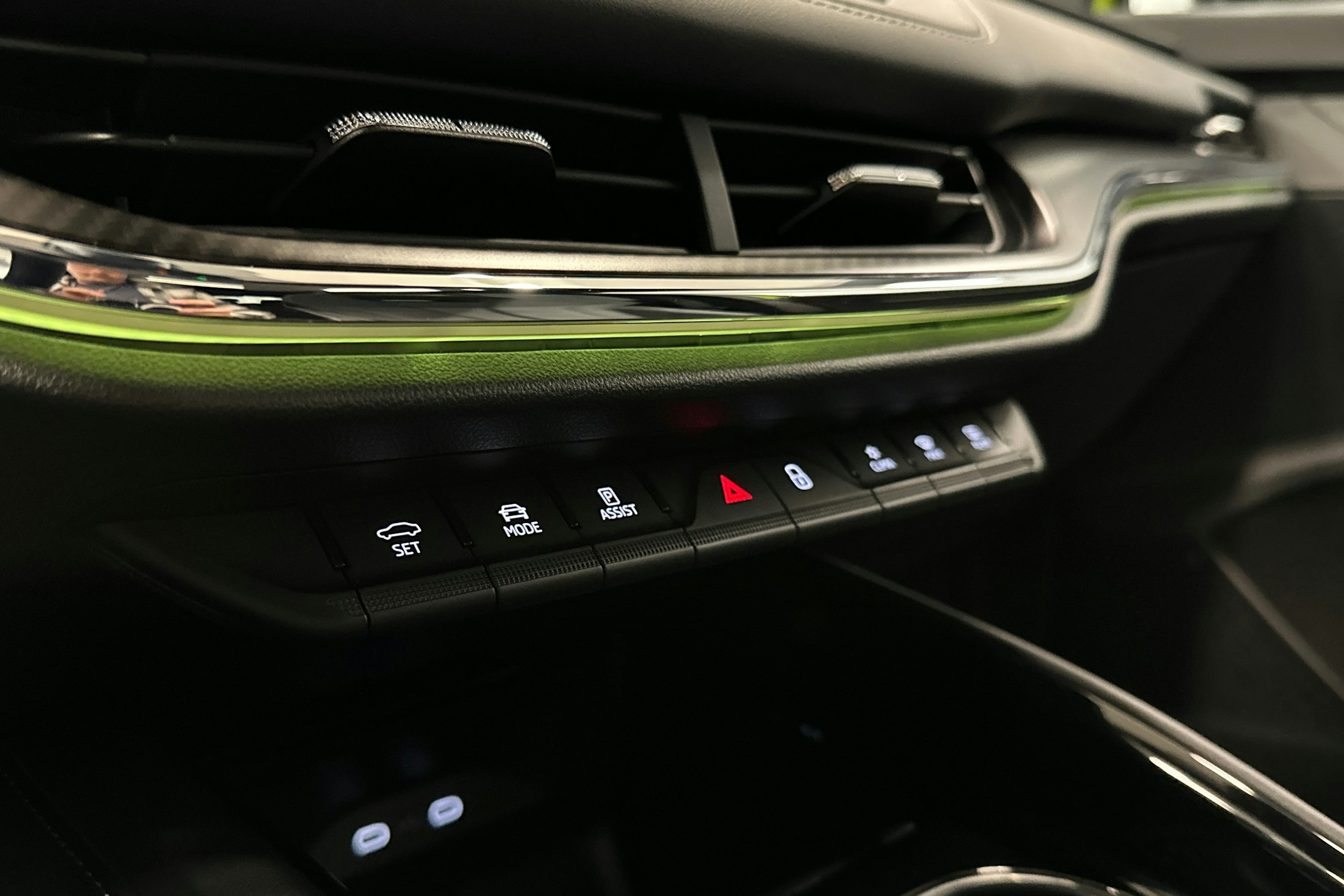 vihreä Skoda Enyaq 2023 kuva 26.