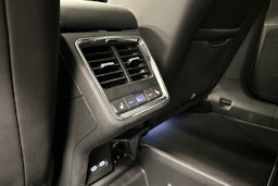 vihreä Skoda Enyaq 2023 kuva 32.