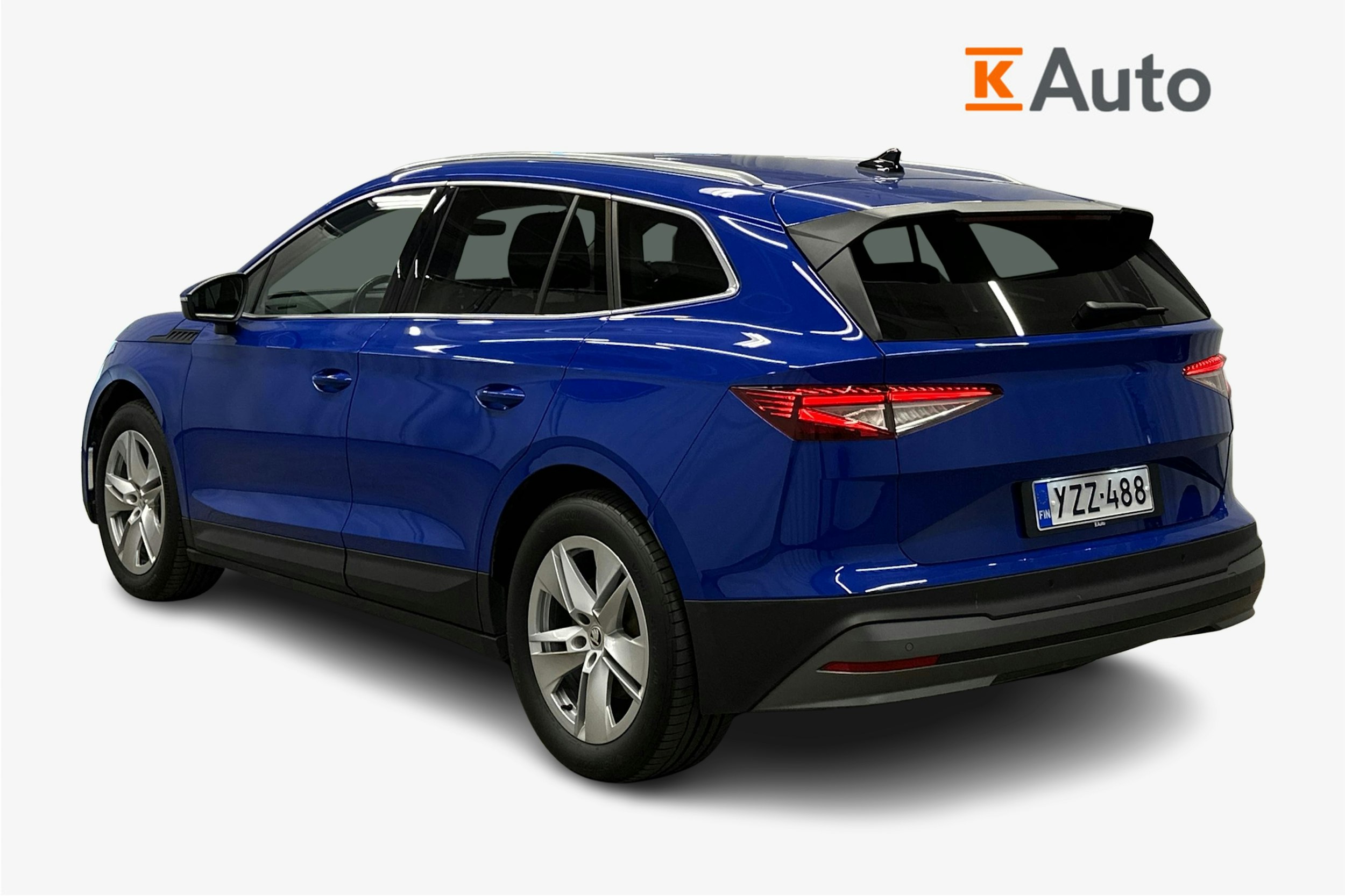 sininen Skoda Enyaq 2023 kuva 2.