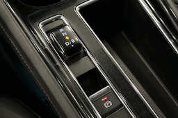 sininen Skoda Enyaq 2023 kuva 20.