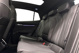 harmaa Skoda Enyaq 2023 kuva 8.