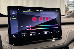 harmaa Skoda Enyaq 2023 kuva 26.