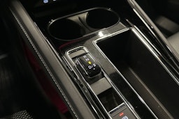 harmaa Skoda Enyaq 2023 kuva 28.
