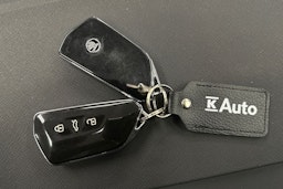harmaa Skoda Enyaq 2023 kuva 33.