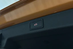 oranssi Skoda Enyaq 2023 kuva 33.