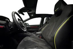 harmaa Skoda Enyaq 2024 kuva 4.