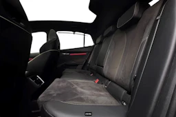 harmaa Skoda Enyaq 2024 kuva 6.
