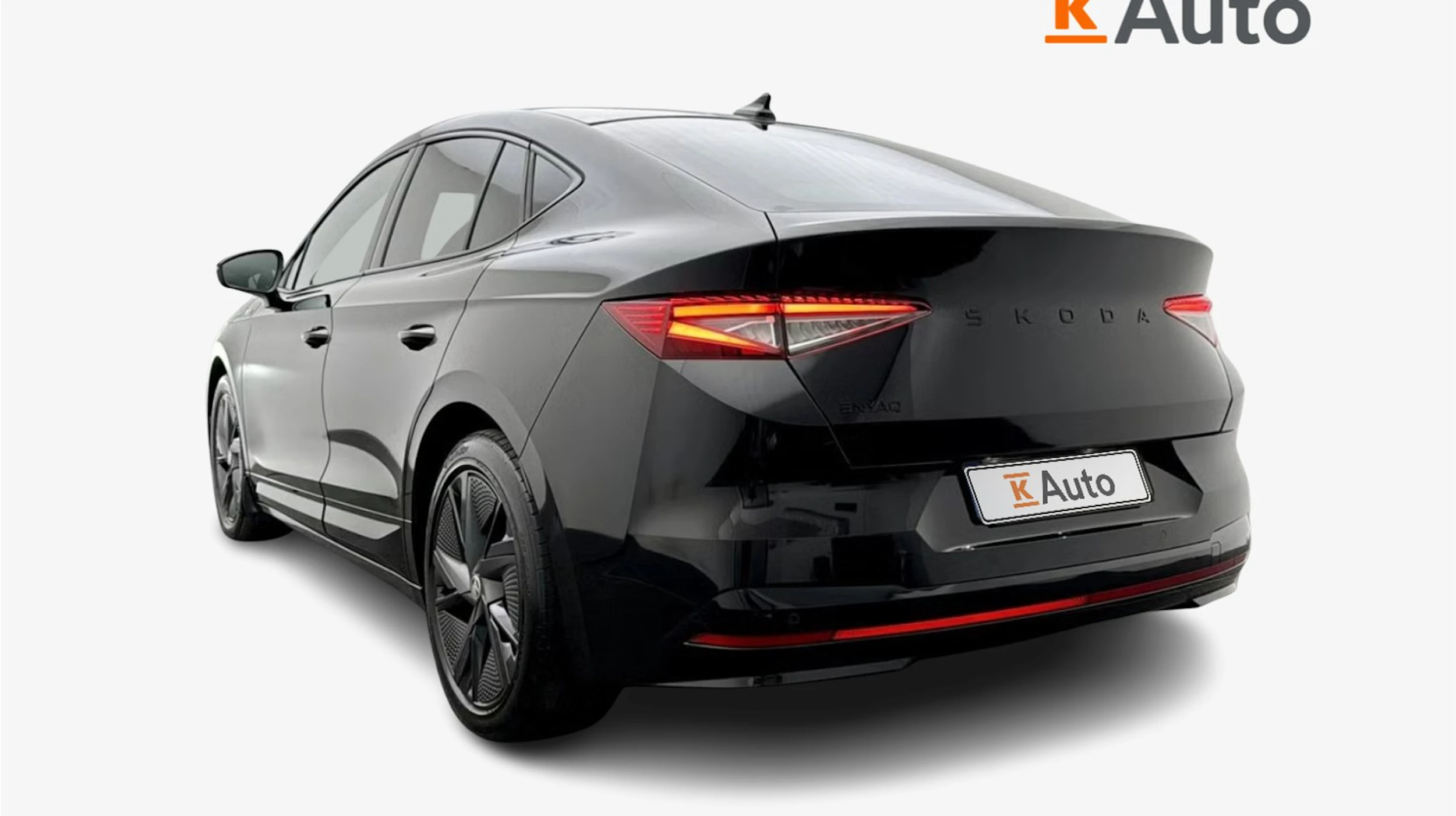 musta Skoda Enyaq 2024 kuva 2.