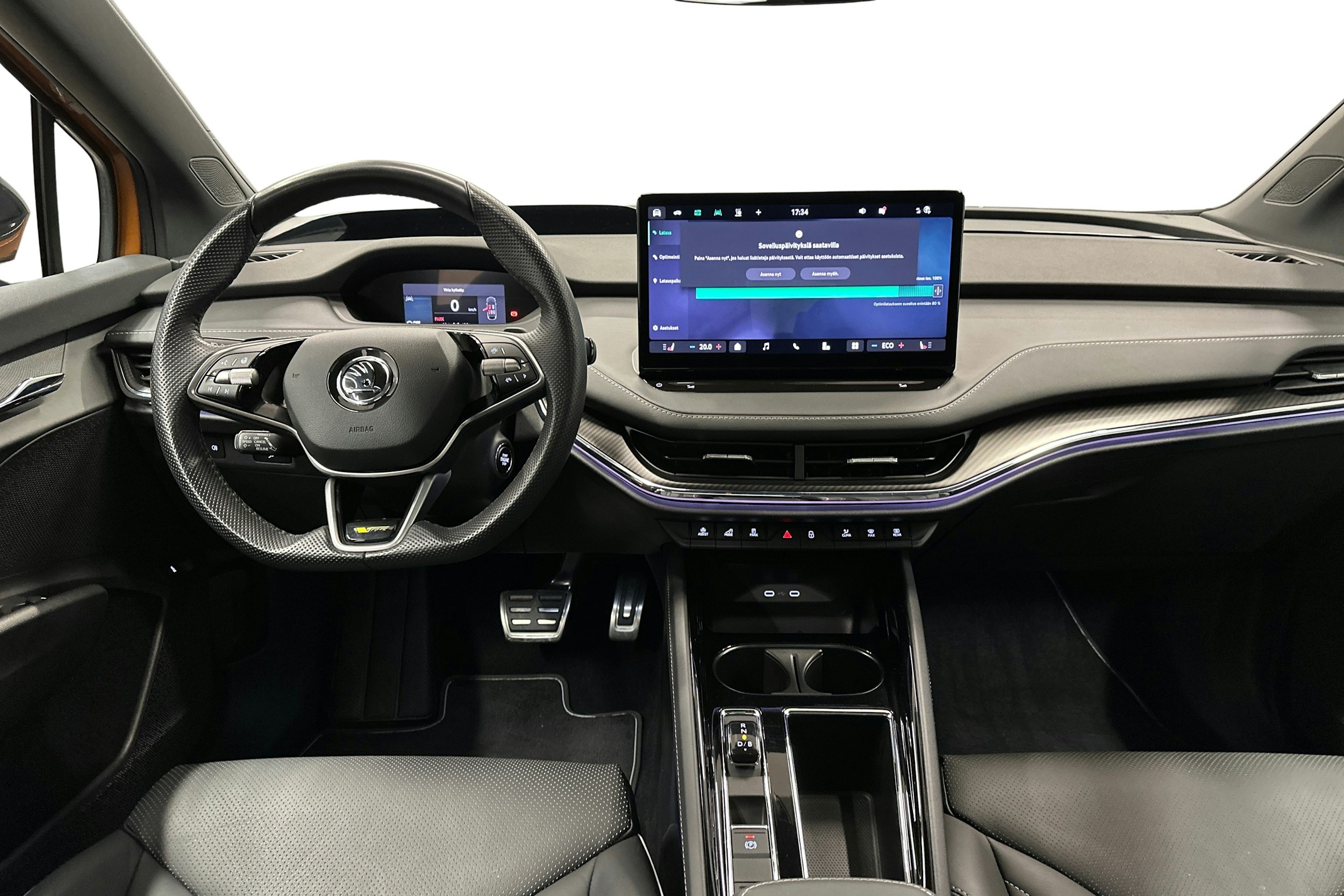 oranssi Skoda Enyaq 2024 kuva 9.