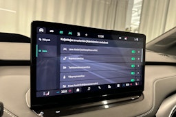 oranssi Skoda Enyaq 2024 kuva 23.