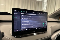 oranssi Skoda Enyaq 2024 kuva 24.
