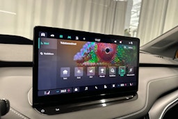 oranssi Skoda Enyaq 2024 kuva 29.