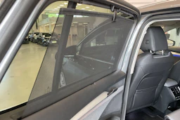 harmaa Skoda Enyaq 2024 kuva 38.