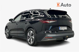 musta Skoda Enyaq 2023 kuva 3.