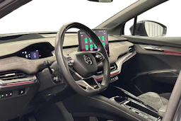 harmaa Skoda Enyaq 2024 kuva 6.