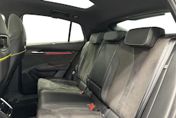 harmaa Skoda Enyaq 2024 kuva 8.
