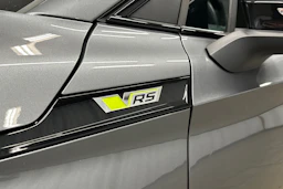 harmaa Skoda Enyaq 2024 kuva 32.