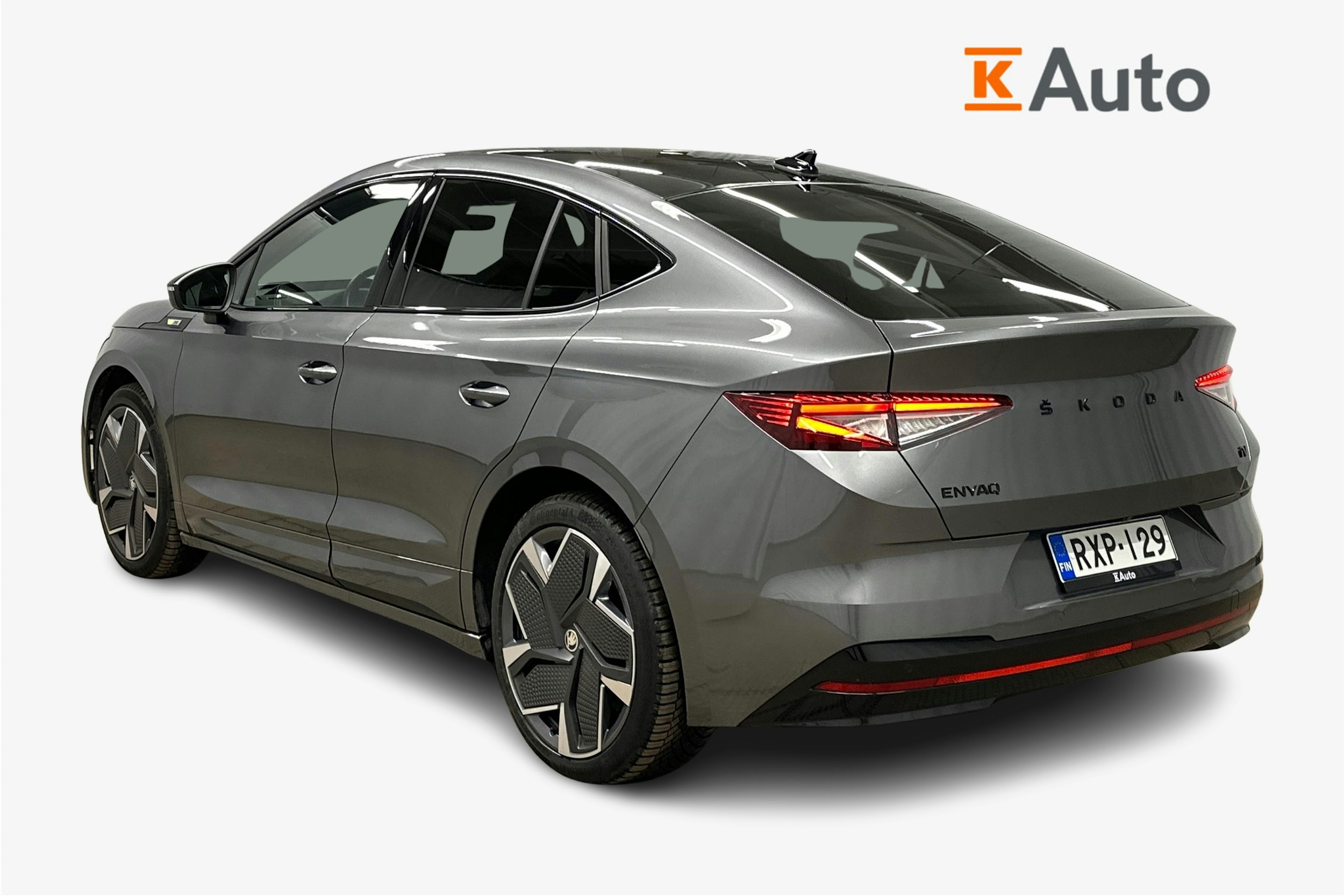 harmaa Skoda Enyaq 2024 kuva 2.