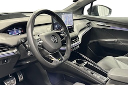harmaa Skoda Enyaq 2024 kuva 7.