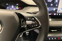 harmaa Skoda Enyaq 2024 kuva 15.