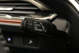 oranssi Skoda Enyaq 2024 kuva 24.